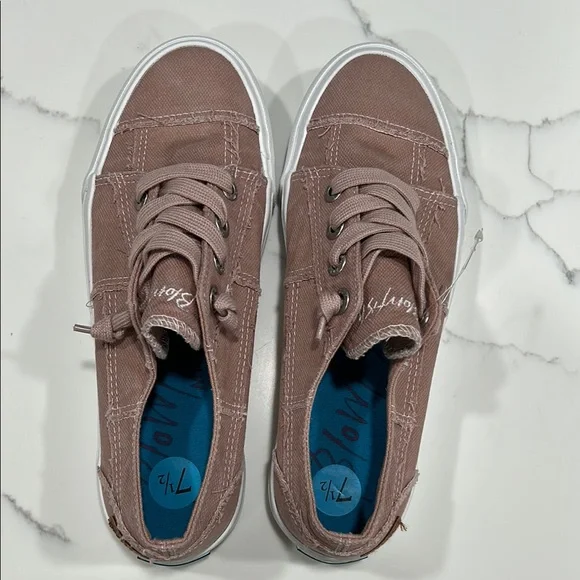 Blowfish Pink Canvas Sneakers with Lace-Up Design - Picture 4 of 4